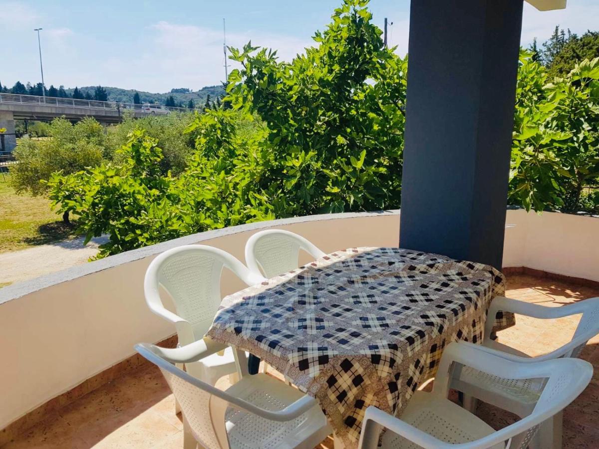 Apartments Flamingo Ülgün Dış mekan fotoğraf
