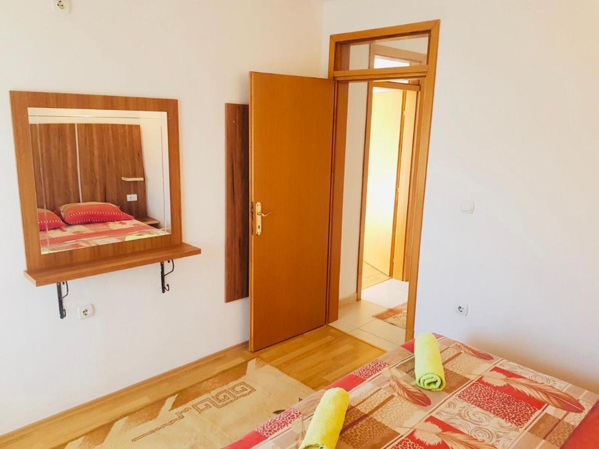 Apartments Flamingo Ülgün Dış mekan fotoğraf