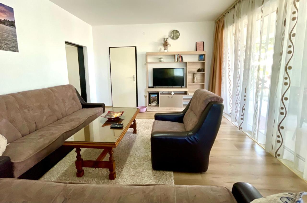 Apartments Flamingo Ülgün Dış mekan fotoğraf