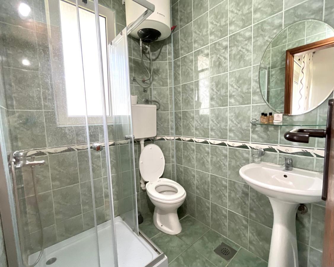 Apartments Flamingo Ülgün Dış mekan fotoğraf