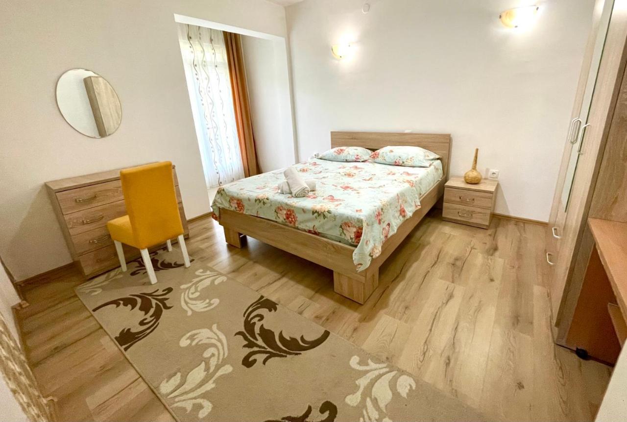 Apartments Flamingo Ülgün Dış mekan fotoğraf