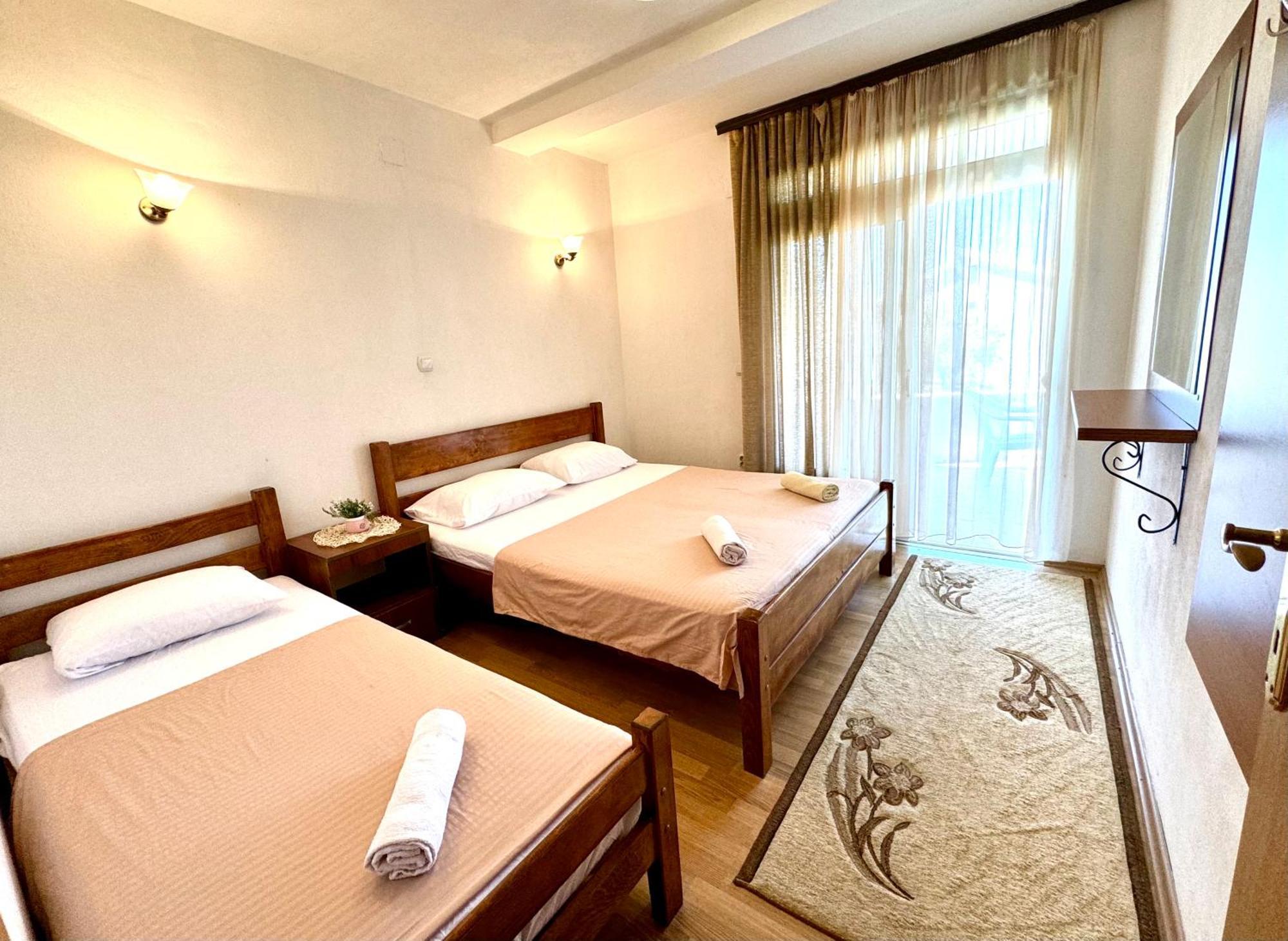 Apartments Flamingo Ülgün Dış mekan fotoğraf